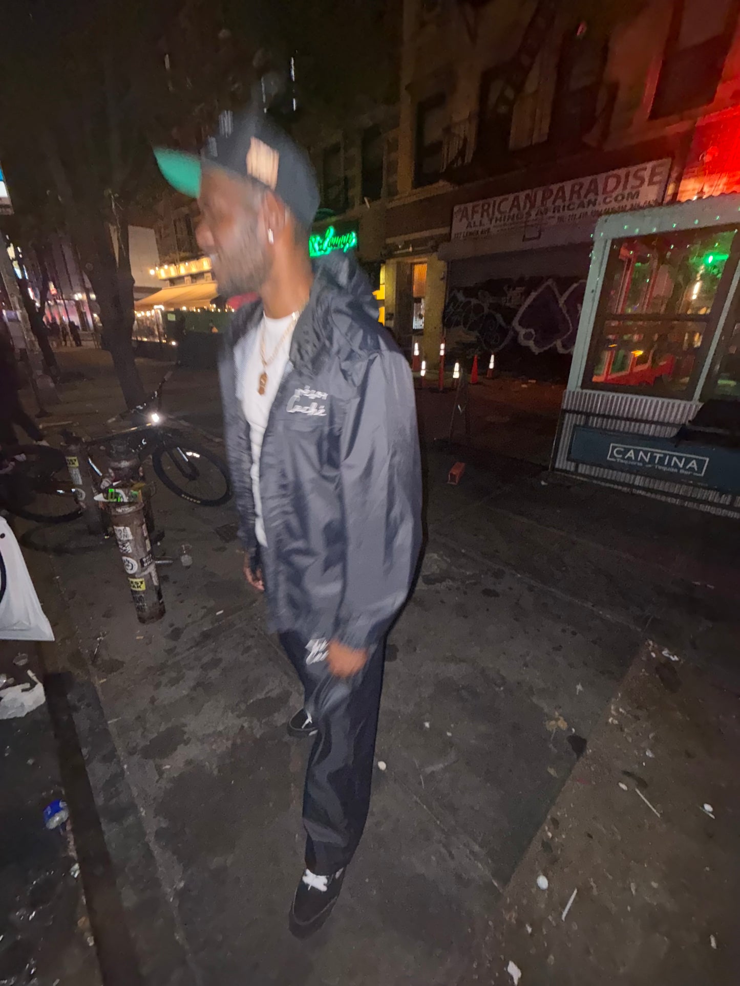 Trésor Caché windbreaker suit